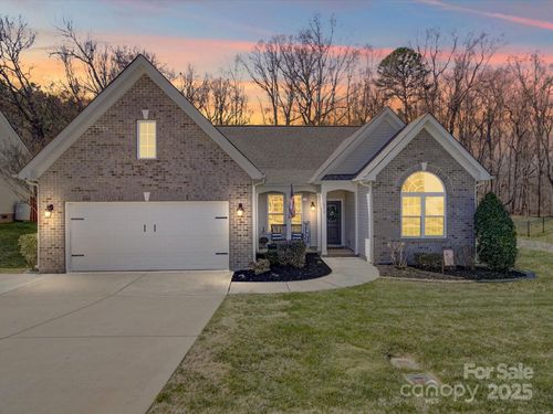 572 Church St, Locust, NC, 28097-9606 | Card Image