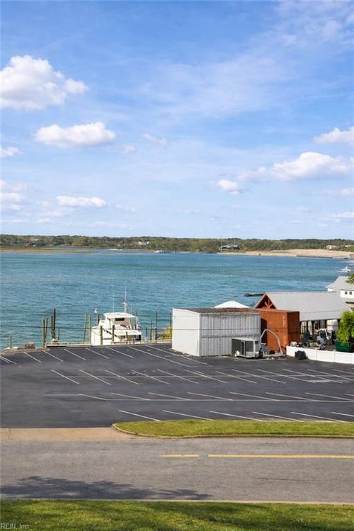 2226 Vista Cir, Virginia Beach, VA, 23451-1026 | Card Image