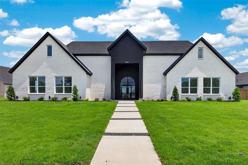 1010 Devonshire Dr N, Forney, TX, 75126-3810 | Card Image