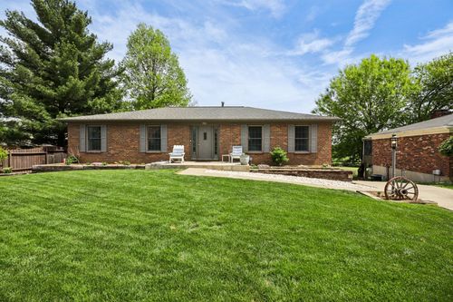 761 Meadow Wood Dr, Villa Hills, KY, 41017-1256 | Card Image