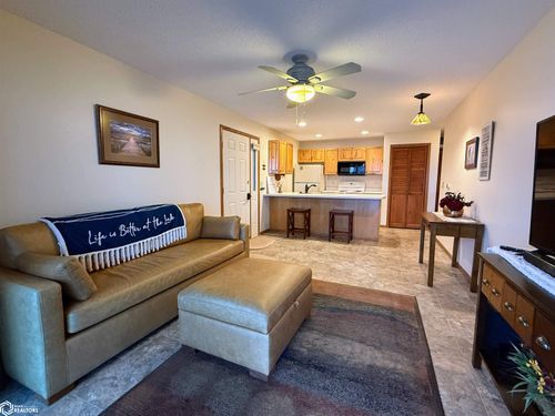 8-414 E Lake St, Ventura, IA, 50482-5031 | Card Image