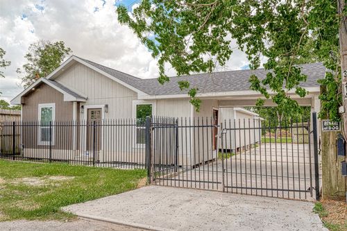 3014 Delia St, Houston, TX, 77026-5010 | Card Image