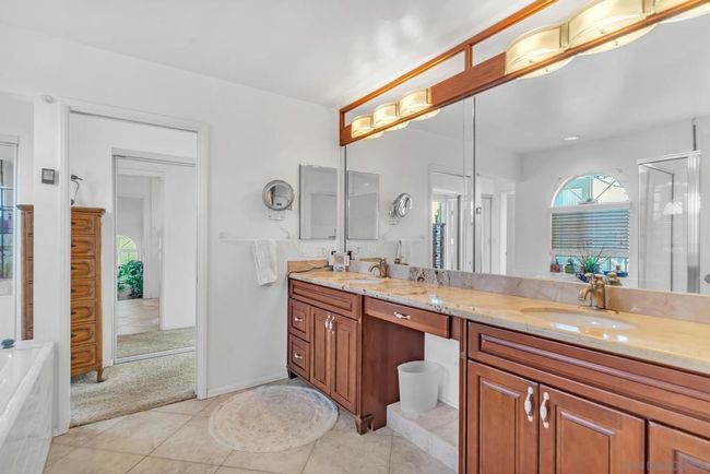Primary Bath/Spa | Image 28