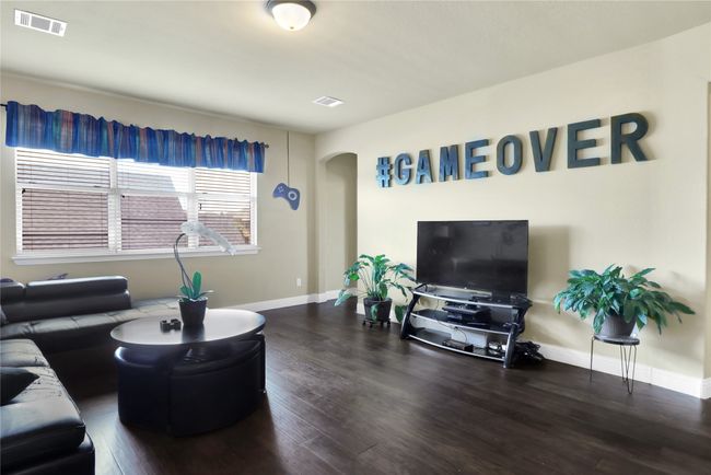 Upstairs living room | Image 18