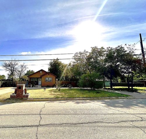 4531 Blackstone Dr, Fort Worth, TX, 76114-3804 | Card Image