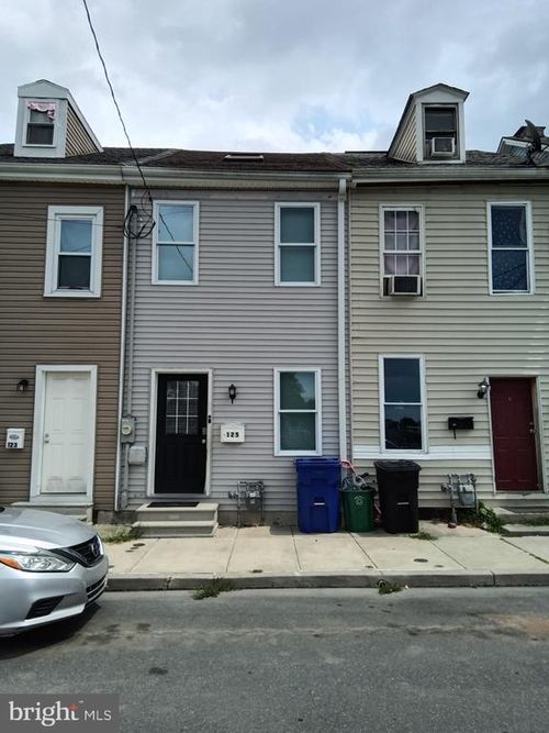 125 Bethel St, COLUMBIA, PA, 17512-1525 | Card Image