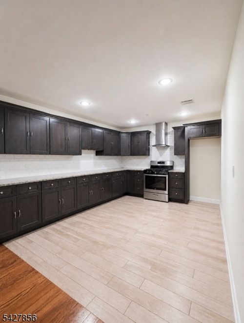 2b-1084 Elizabeth Ave, Elizabeth, NJ, 07201-2557 | Card Image