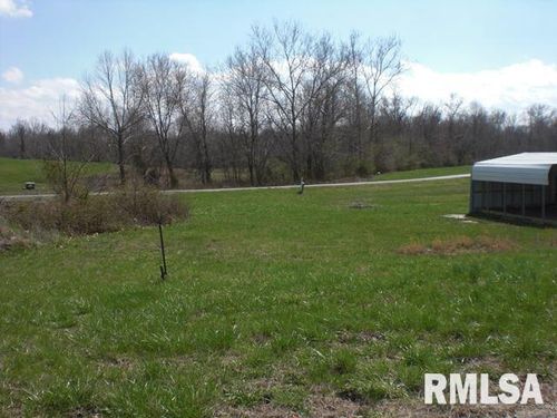 5651 Arctic Fox Dr, Carterville, IL, 62918-3535 | Card Image