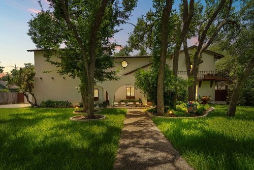 11923 Brookwood Cir, Austin, TX, 78750-2706 | Card Image