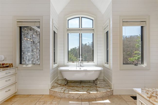 11 W Stone Pointe Ln, House other with 4 bedrooms, 5 bathrooms and null parking in Cullowhee NC | Image 45