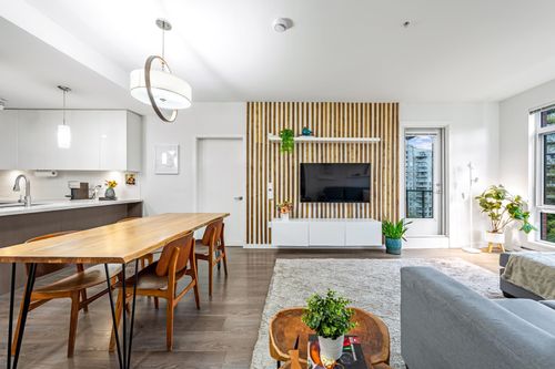 328-22 E Royal Ave, New Westminster, BC, V3L0H1 | Card Image