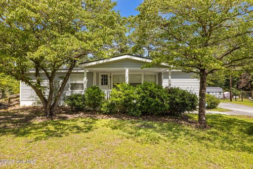 113 Pettiford Rd, Peletier, NC, 28584-7484 | Card Image