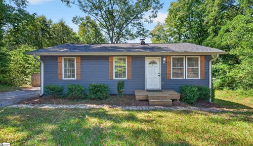304 Preston St, Easley, SC, 29640-3452 | Card Image