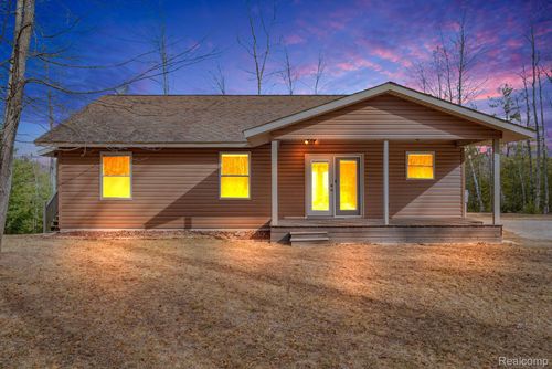 241 Denny Ln, Alger, MI, 48610-9221 | Card Image