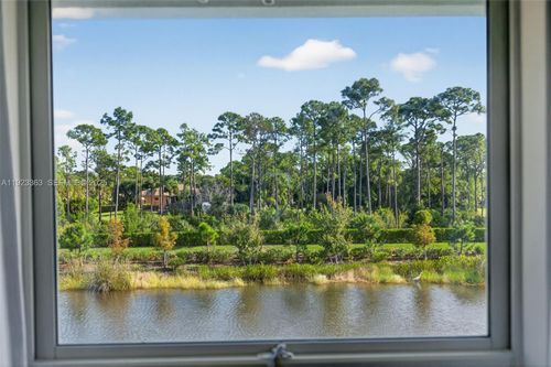 5746 Se Edgewater Cir, Stuart, FL, 34997-3501 | Card Image