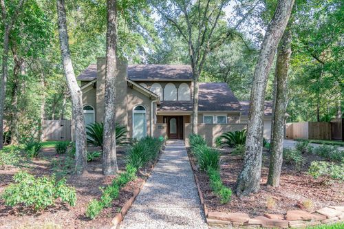 10 Coralvine Court, The Woodlands, TX, 77380 | Card Image