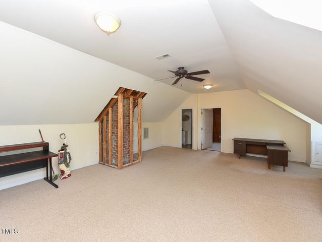 Interior - upstairs bonus2 - OK | Image 32