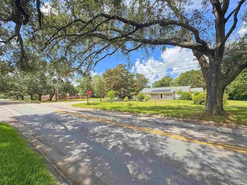 3801 N 12th Ave, Pensacola, FL, 32503-3161 | Card Image