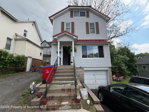 33 Maple Ave, Carbondale, PA, 18407-1738 | Card Image
