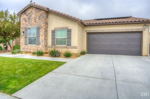 9414 Woodland Ridge Ln, Shafter, CA, 93263-2271 | Card Image