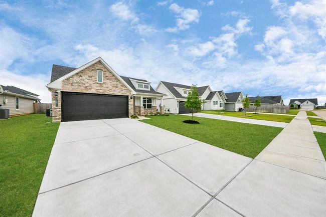 31811 Whittis Hill Way, House other with 3 bedrooms, 2 bathrooms and 2 parking in Fulshear TX | Image 6