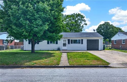 1922 Beall Dr, Hampton, VA, 23663-1108 | Card Image