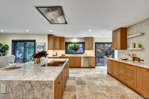 148 Auburn St, San Rafael, CA, 94901-5206 | Card Image