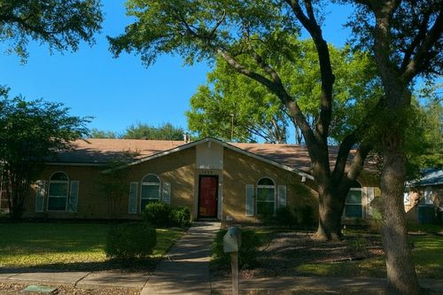1505 Hayfield Dr, Plano, TX, 75023-5043 | Card Image