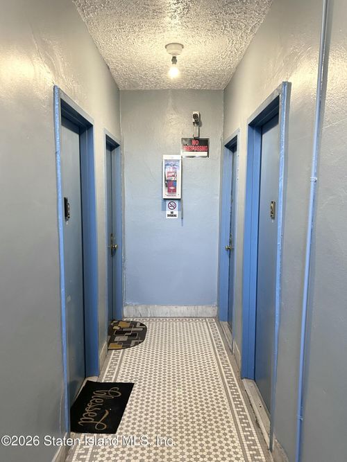 apt-4c-37 Avon Pl, Staten Island, NY, 10301-3120 | Card Image