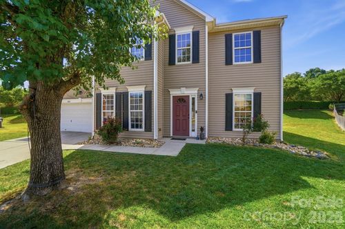 2002 Moonstone Ln, Indian Trail, NC, 28079-5547 | Card Image