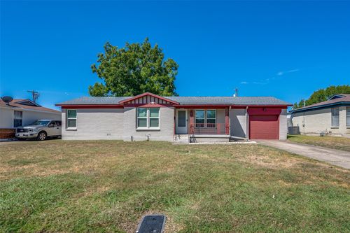 825 Glenda Dr, Bedford, TX, 76022-7324 | Card Image
