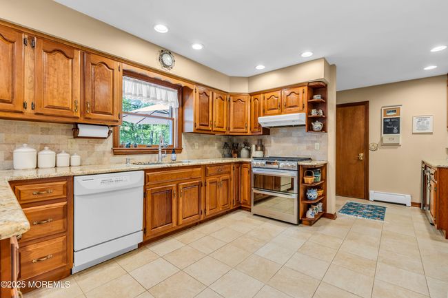 277 Grawtown Rd, House other with 3 bedrooms, 3 bathrooms and null parking in Jackson NJ | Image 9