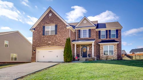 204 Chestnut Grove Ct, Fisherville, KY, 40023-7800 | Card Image