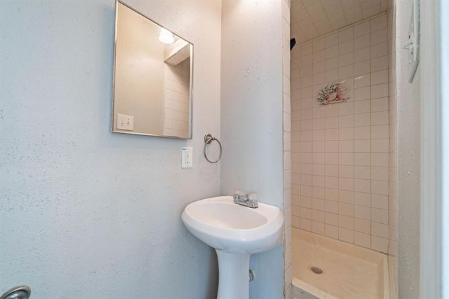1502 Stevenage Ln, House other with 4 bedrooms, 3 bathrooms and 1 parking in Channelview TX | Image 13