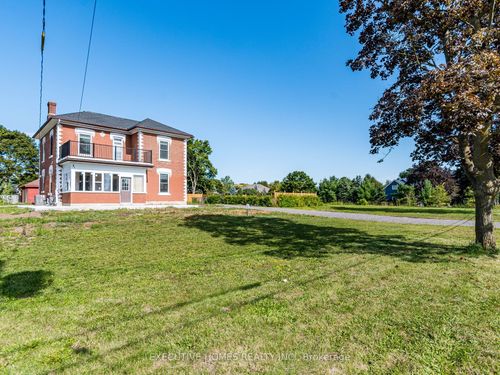 12 Orangeville St, Hillsburgh, ON, N0B1Z0 | Card Image
