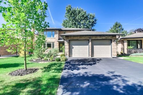 100 Midale Cres, London, ON, N5X3C4 | Card Image