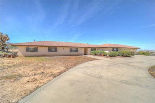 9178 Fortuna, Yucca Valley, CA, 92284 | Card Image