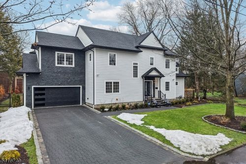 109 Arbor Dr, Ho Ho Kus, NJ, 07423-1661 | Card Image