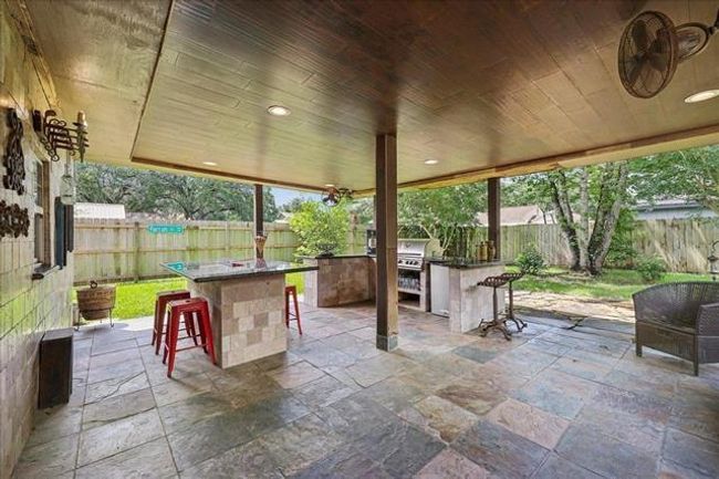 3231 Charles Ave, House other with 3 bedrooms, 2 bathrooms and 2 parking in Groves TX | Image 24