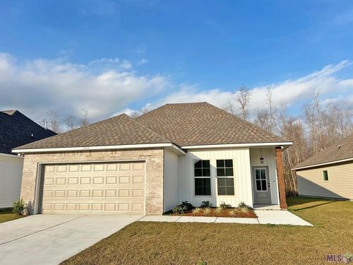 3725 Retreat Dr, Avondale, LA, 70094-5089 | Card Image