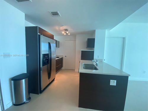 3216-1900 N Bayshore Dr, Miami, FL, 33132 | Card Image