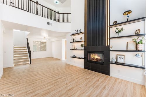 3472 Unique Way, Las Vegas, NV, 89129-6724 | Card Image
