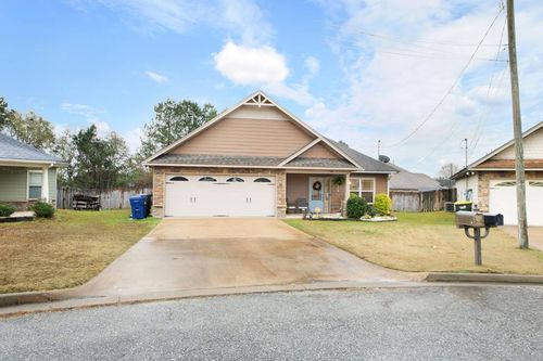 34 Lee Road 2171, Phenix City, AL, 36870-8831 | Card Image