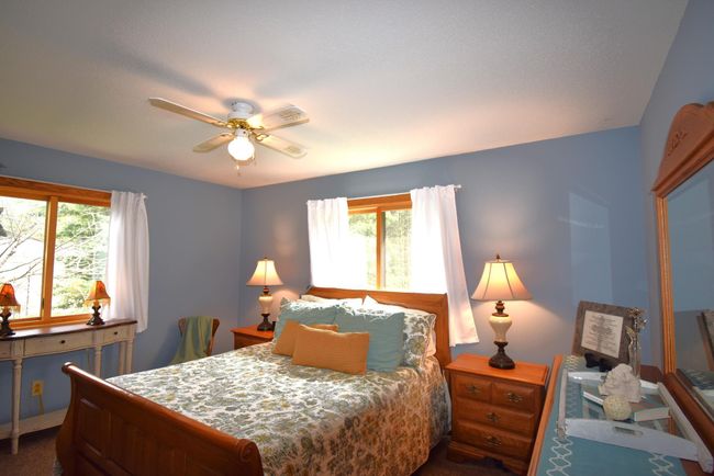 Upper Level Primary Bedroom | Image 17