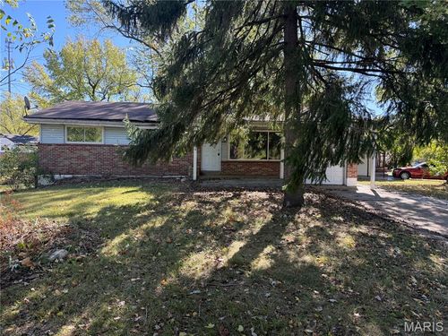 2442 Gardner Dr, Saint Louis, MO, 63136-5462 | Card Image