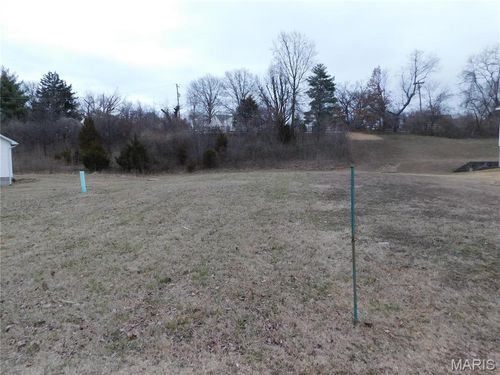 12023 Parker Estates Ct, Florissant, MO, 63033-5042 | Card Image