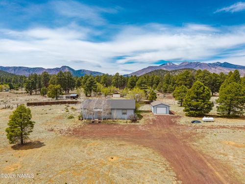 10472 Cross Road, Flagstaff, AZ, 86004 | Card Image