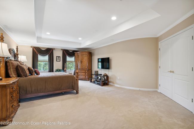 527 Apache Trl, House other with 5 bedrooms, 6 bathrooms and null parking in Morganville NJ | Image 12