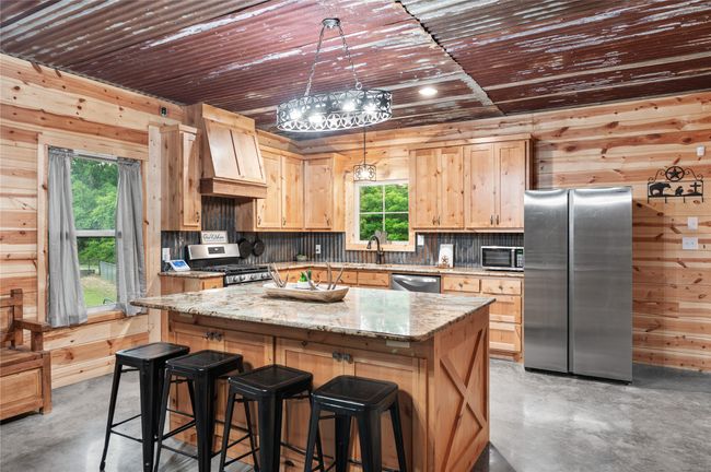 3815 Fm 2088, House other with 3 bedrooms, 2 bathrooms and null parking in Quitman TX | Image 8