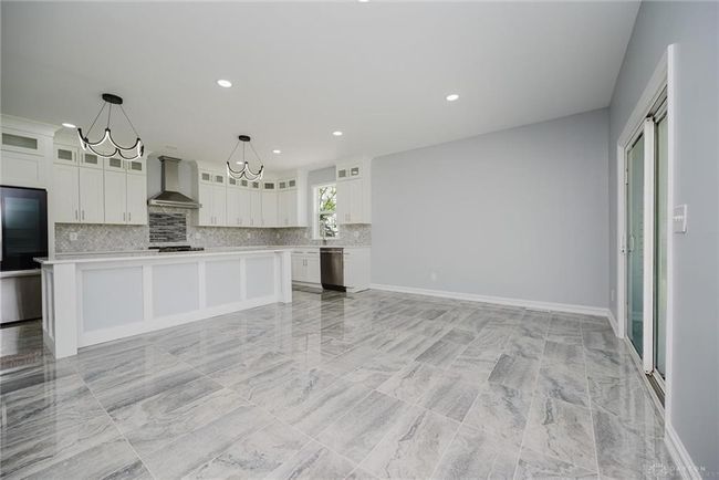 8613 Byers Rd, House other with 5 bedrooms, 3 bathrooms and null parking in Miamisburg OH | Image 17